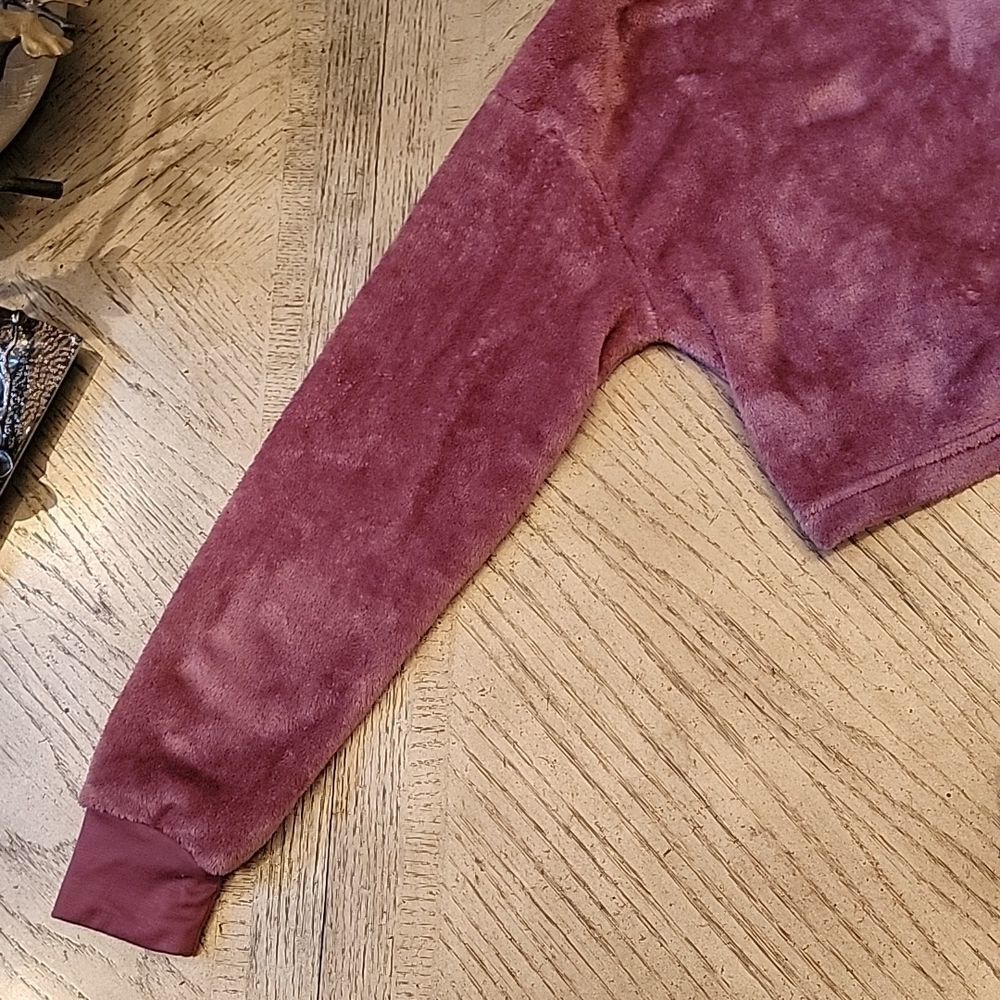 Lounge Cozy sweater M and shorts S Guess 💟 - Picture 6 of 10